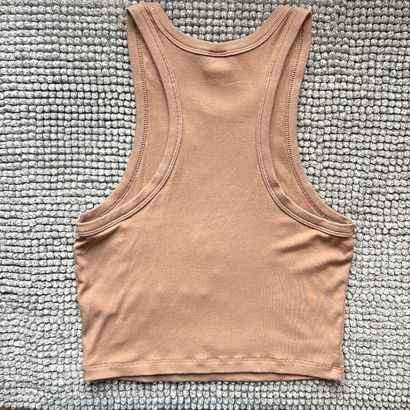 Aritzia Sunday Best Honor tank - Picture 3 of 5